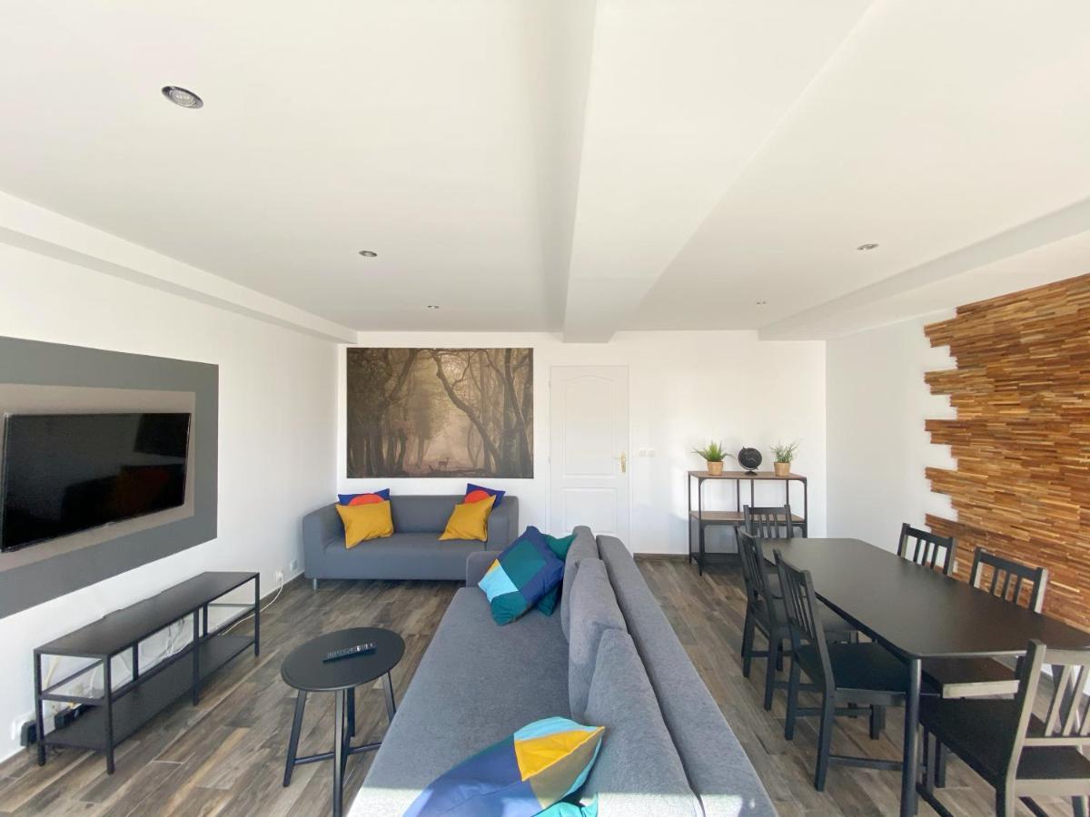 22 Chic & Cosy Grand Appart 92M2 Parking Gratuit Hypercentre Netflix Saint-Etienne  Ngoại thất bức ảnh