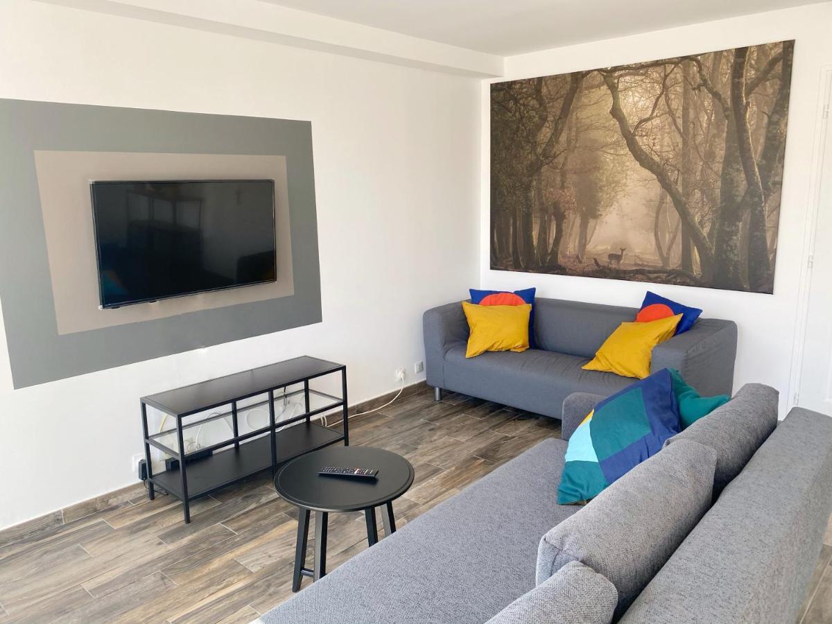 22 Chic & Cosy Grand Appart 92M2 Parking Gratuit Hypercentre Netflix Saint-Etienne  Ngoại thất bức ảnh